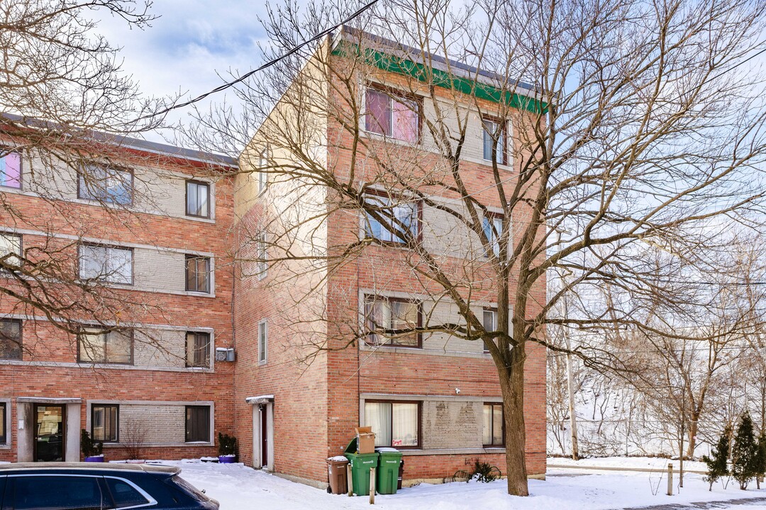 200 Windsor Av in Lachine, QC - Building Photo