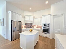 22045 Gateway Arch Dr in Porter, TX - Building Photo