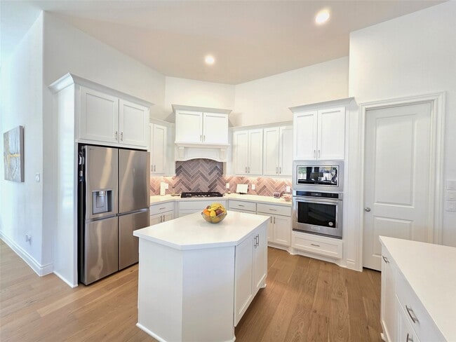 property at 22045 Gateway Arch Dr