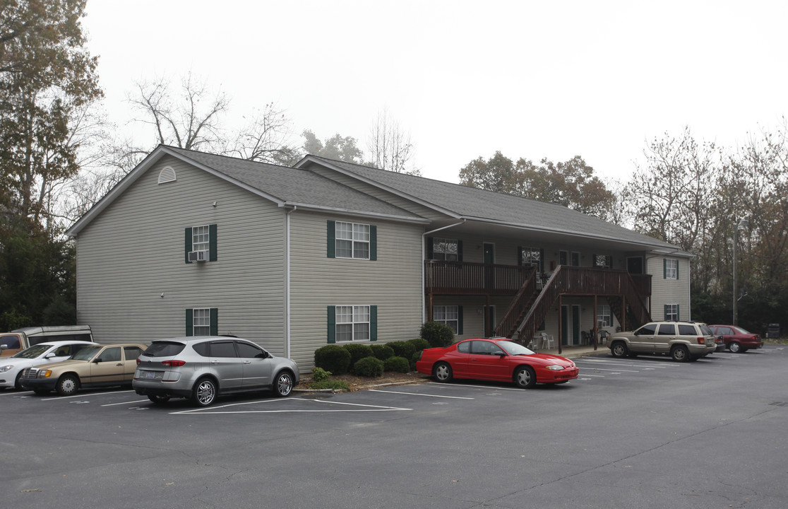 65 Old Haw Creek Apartments in Asheville, NC - Building Photo