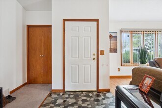 5695 Hinkley Rd in Stockbridge, MI - Building Photo - Building Photo
