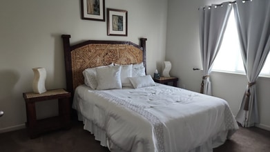 2122 Leo St in Manteca, CA - Building Photo - Building Photo