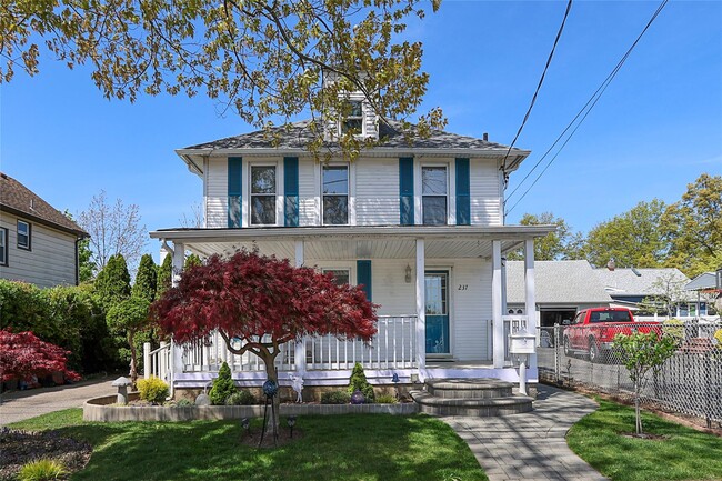 property at 237 Fulton St