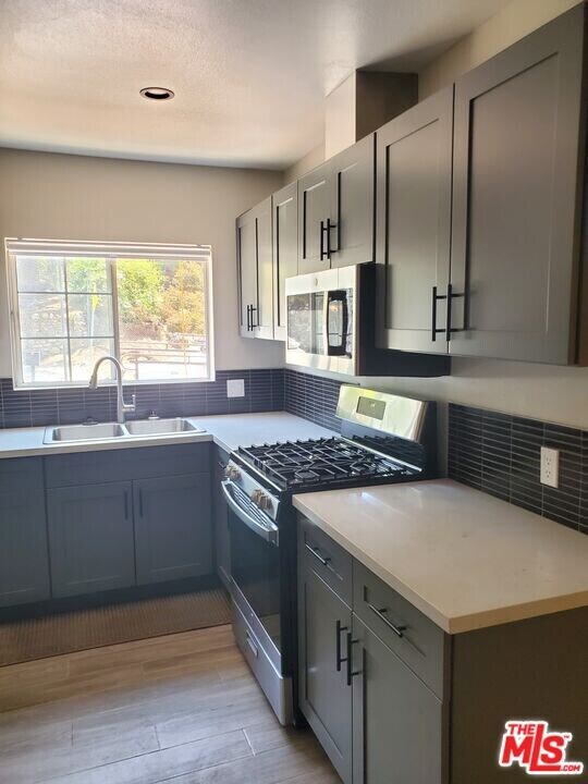 900 Elder Ct in Los Angeles, CA - Building Photo