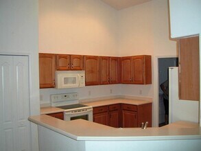 2562 Sahara Ln in North Port, FL - Building Photo - Building Photo