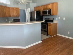 1128 Brookside Ct in Avon, IN - Building Photo - Building Photo