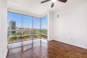 2626 Peachtree Rd NW in Atlanta, GA - Building Photo - Building Photo