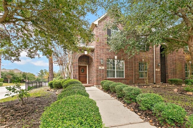 property at 14 Innerwoods Pl