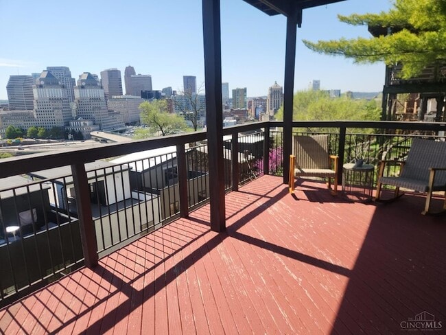 property at 399 Oregon St