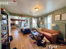 30 Mount Hope St in Boston, MA - Building Photo