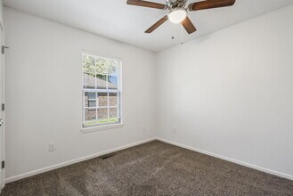 2303 W Bridlewood Trail in Ozark, MO - Building Photo - Building Photo