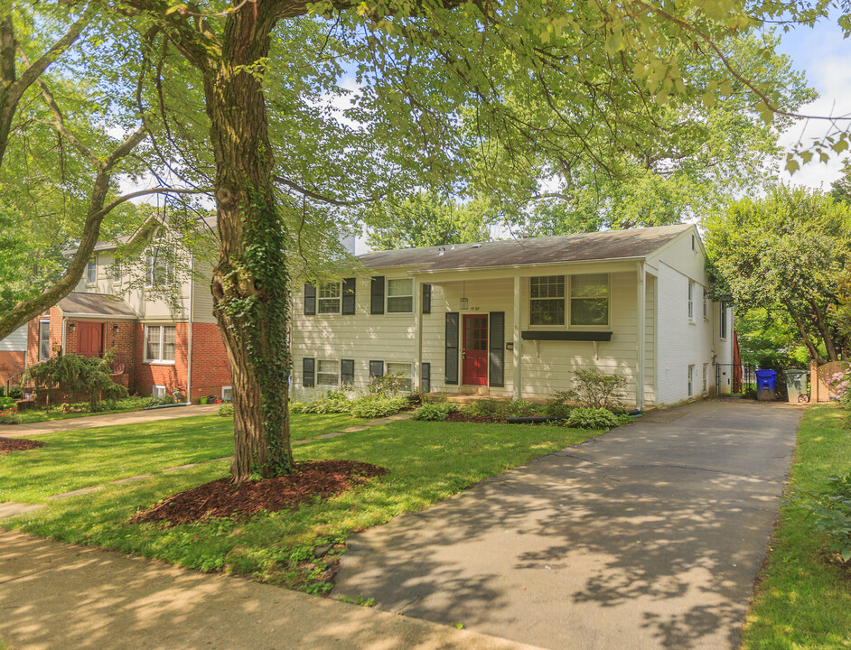 1920 N Kenilworth St in Arlington, VA - Building Photo