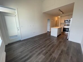 16633-16624 24 Ave in Surrey, BC - Building Photo - Building Photo