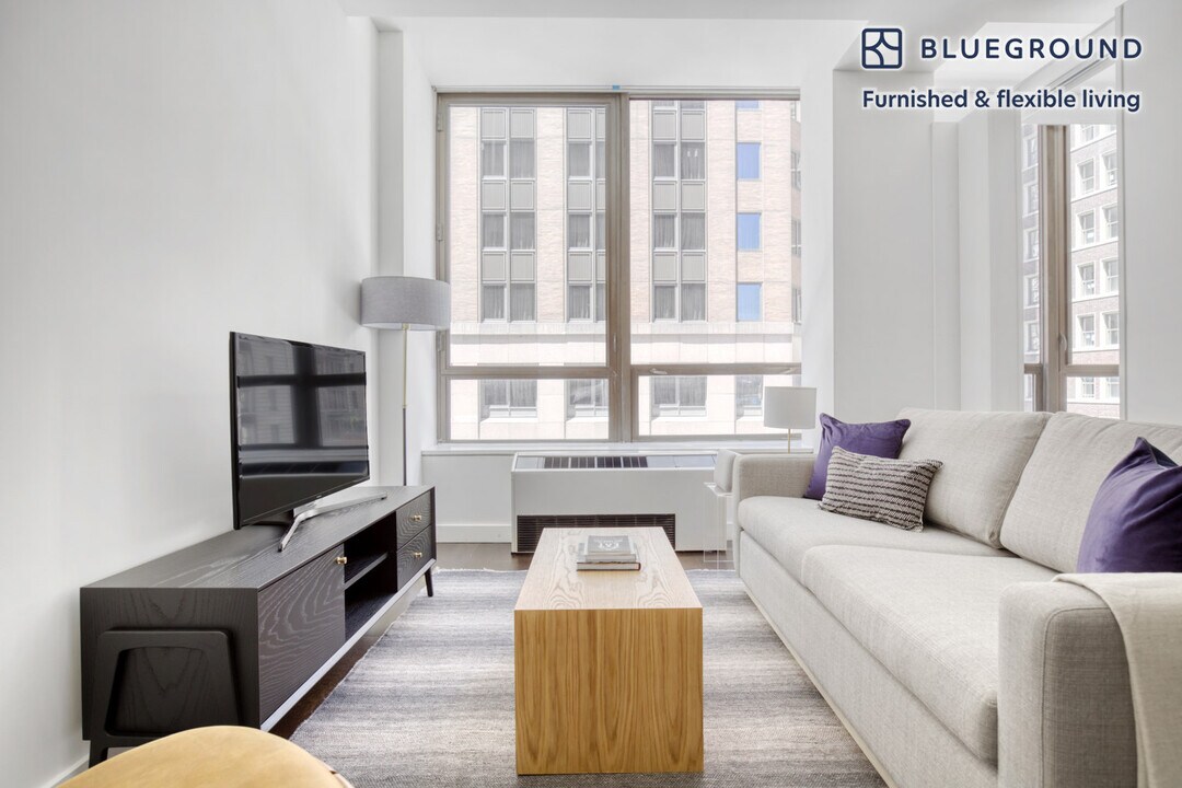 95 Wall St, Unit FL4-ID619 in New York, NY - Building Photo