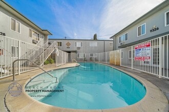 9320-9330 Elm Vista Dr. in Downey, CA - Building Photo - Building Photo