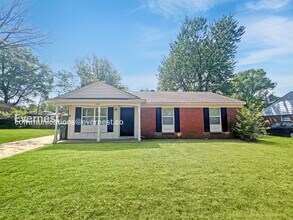 1743 Mississippi Valley Blvd in Southaven, MS - Building Photo - Building Photo