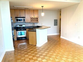 610 Newark St. in Hoboken, NJ - Building Photo - Building Photo