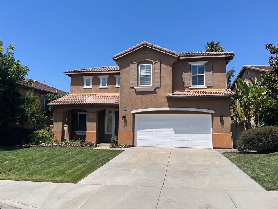 32926 Vine St in Temecula, CA - Building Photo
