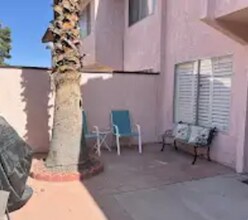 4362 Caliente St in Las Vegas, NV - Building Photo - Building Photo