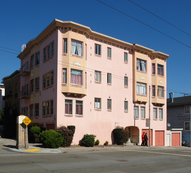 1880 Fulton St in San Francisco, CA - Building Photo - Building Photo