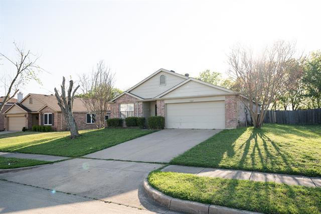 1709 Citadel Dr in Glenn Heights, TX - Building Photo