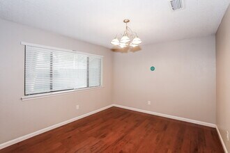 2614 Berkshire Ln in Grand Prairie, TX - Building Photo - Building Photo