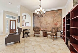 15 Crocus Petal St in The Woodlands, TX - Building Photo - Building Photo