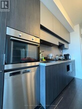 5509-5508 EGLINTON Ave in Toronto, ON - Building Photo - Building Photo