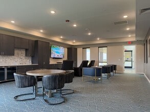 The Landing at Legends in Champaign, IL - Building Photo - Building Photo