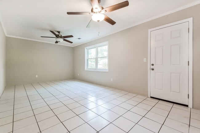 7312 Penland Dr in Riverdale, GA - Building Photo - Building Photo