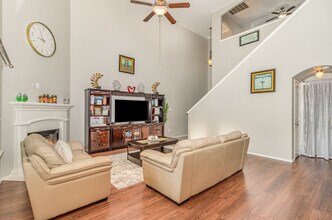 613 Wounded Knee Dr in Cross Roads, TX - Building Photo - Building Photo