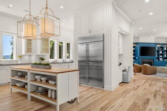 30 Sandy Ln in Mill Valley, CA - Building Photo - Building Photo