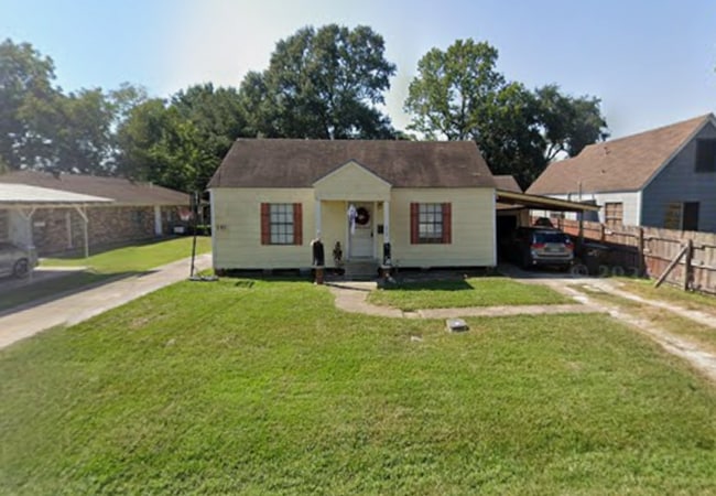 property at 209 N 22nd St