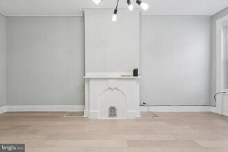 2422 W Norris St in Philadelphia, PA - Building Photo - Building Photo