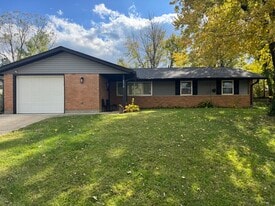 6210 Alter Rd in Dayton, OH - Building Photo