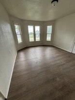 702 Washington Ave in Purdy, MO - Building Photo