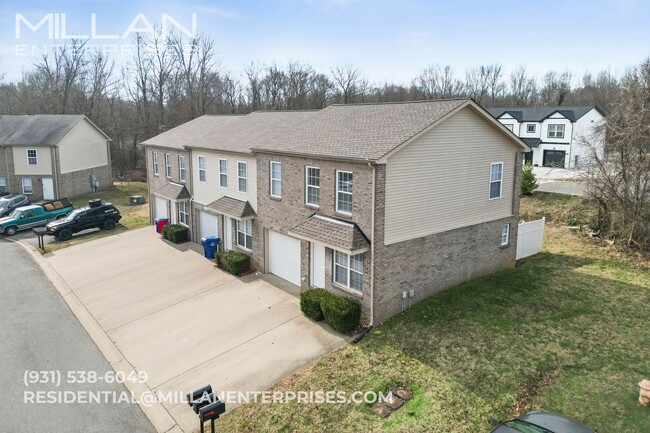 property at 106 Sango Place Villas Dr