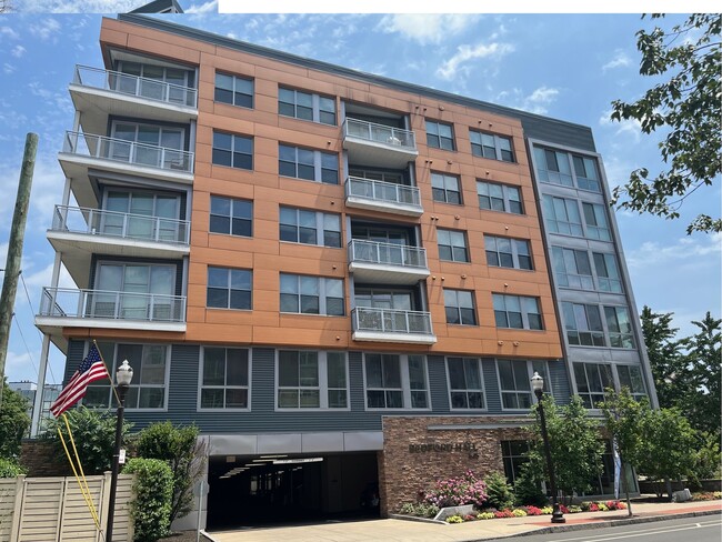 Bedford Hall Apartments in Downtown Stamford