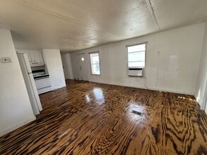 7150 Seward Cir in Pfafftown, NC - Building Photo - Building Photo