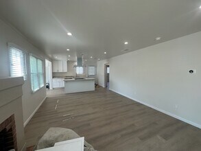 311 W Newmark Ave, Unit House in Monterey Park, CA - Foto de edificio - Building Photo