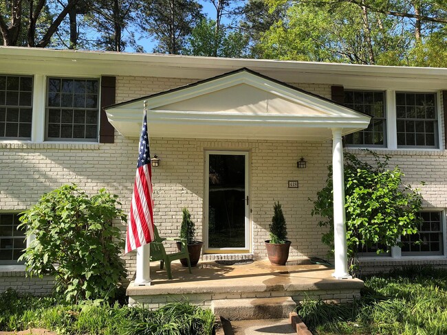 418 Afton Dr in Roswell, GA - Building Photo - Building Photo