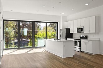 56 W Harding St in Orlando, FL - Building Photo - Building Photo
