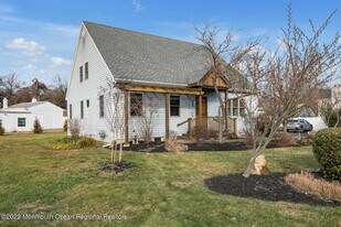 35 Birch Ave in Little Silver, NJ - Building Photo