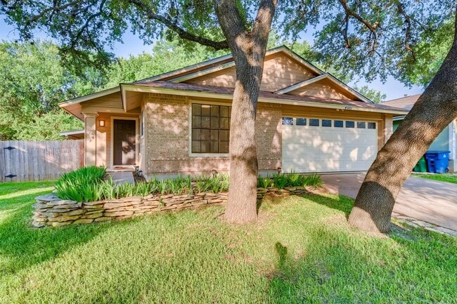 4501 Kalama Dr in Austin, TX - Building Photo - Building Photo