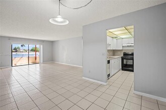 8530 SW 149th Ave, Unit 906 in Miami, FL - Building Photo - Building Photo