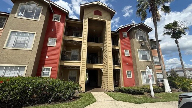 property at 2212 Grand Cayman Ct