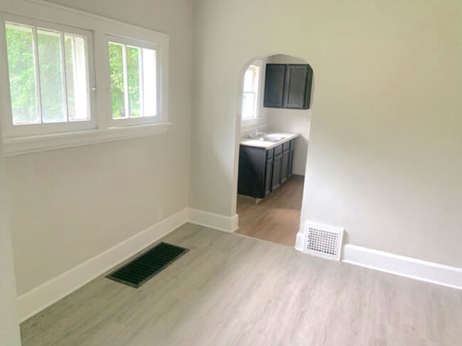 262 Sobul Ave in Akron, OH - Building Photo - Building Photo