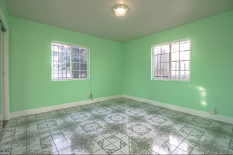 932 W 130th St in Compton, CA - Building Photo - Building Photo