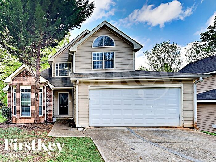 852 Shore Dr in Lithonia, GA - Building Photo