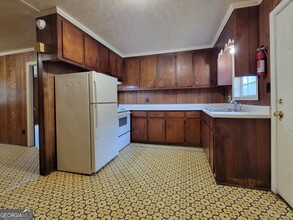 307 N Broad St in Winder, GA - Building Photo - Building Photo